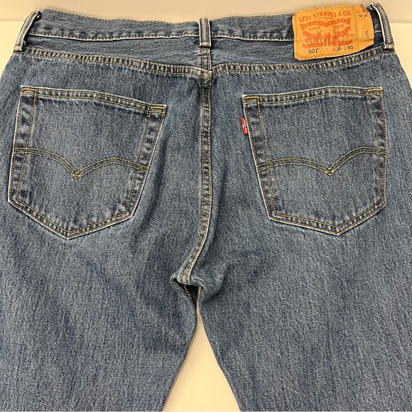 Levis Mens 501 Button Fly Denim Blue Jean W36 Raw Hem Cut Bottoms Red Tab - Picture 8 of 12